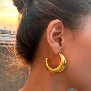 NWT House of Harlow bubble hoop earrings